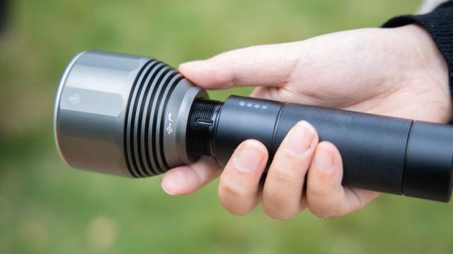 目前最好的强光手电评测（这是一份手电清单）(4)