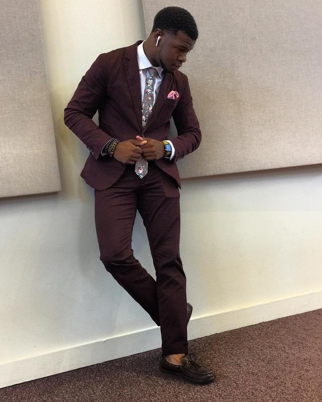 男士适合穿的休闲西装品牌有哪些（时尚品牌的华丽创意和潮流）(18)