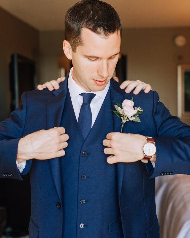 男士适合穿的休闲西装品牌有哪些（时尚品牌的华丽创意和潮流）(25)