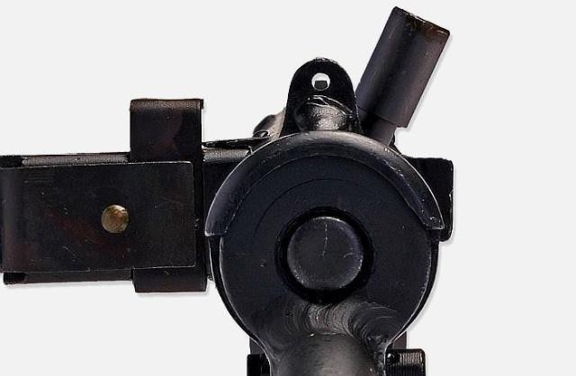 武器大盘点，堪称史上最烂的三把枪，最后一把“自杀都无法保证”