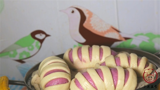 2种花样花卷的做法