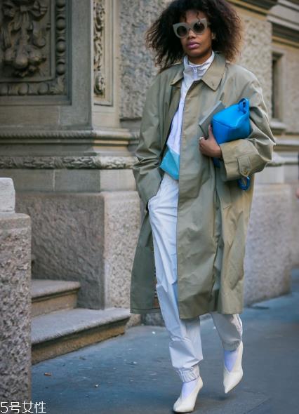 v口鞋怎么搭配？女人味十足的穿搭