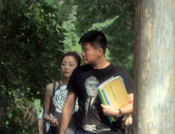 演员殷桃:一段失败的婚姻,情史一波三折,42岁依旧未婚