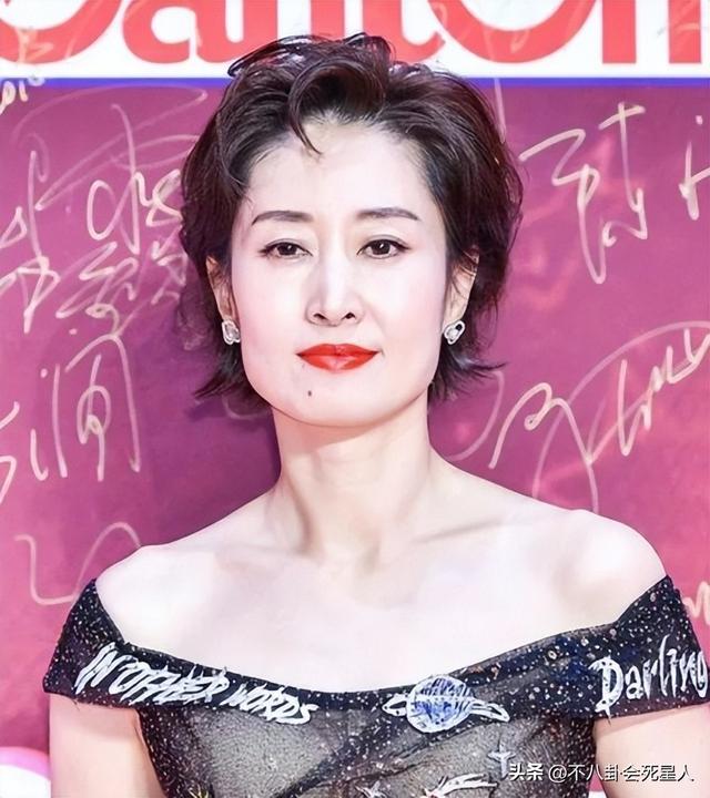 任素汐哪里人个人资料简介(长相一般演啥都一个样)(10)