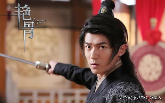 任素汐哪里人个人资料简介(长相一般演啥都一个样)(36)