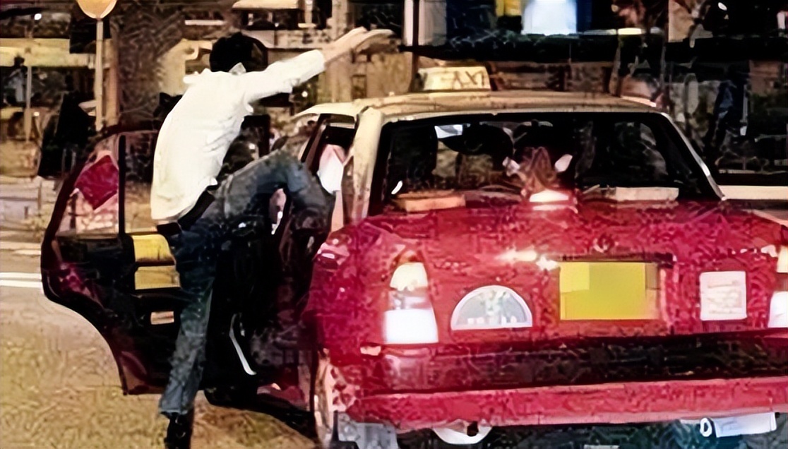 曹格深夜示爱前妻吴速玲,称依然爱她,发出求救信号直呼很痛苦