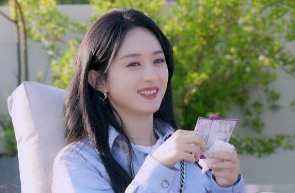 吴磊请拜冰全员吃外卖