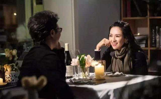 章子怡到底有多爱汪峰?一条项链说明了一切,爱不爱一目了然!