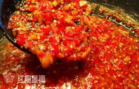 美国四川辣酱引发抗议 花9万美金买两盒辣酱值吗