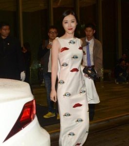 王石老婆,田朴珺(王石看上田朴珺)