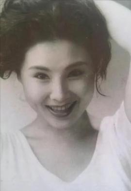 张迈的个人资料简介(就这样改写了她的结局)(3)