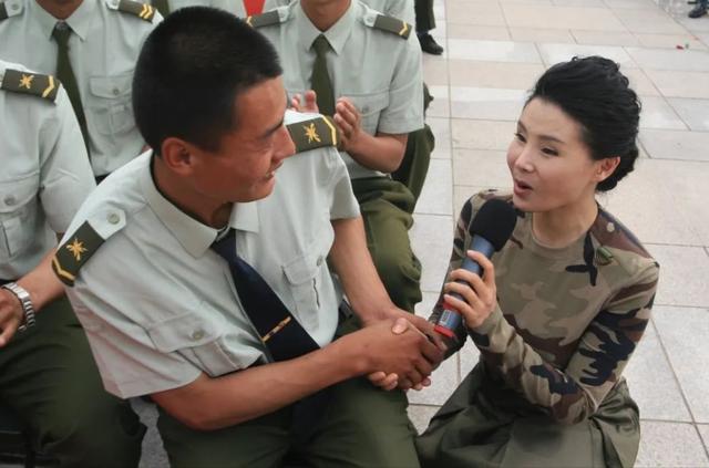 张迈的个人资料简介(就这样改写了她的结局)(19)