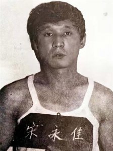 盘踞东北多年,多位女星与他有关