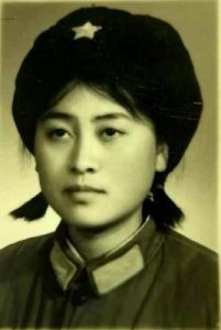 张淑芬的风采:花蝴蝶情场策略曝光!