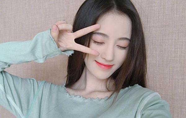 娱乐鞠婧祎身高是多少 网传曾被关晓彤暗讽但事实并非如此 2