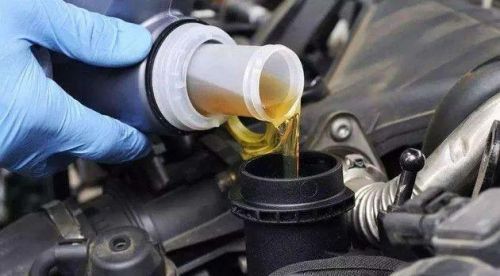 两种机油可以混用吗(不一个牌子的机油可以混用吗)-第1张图片-