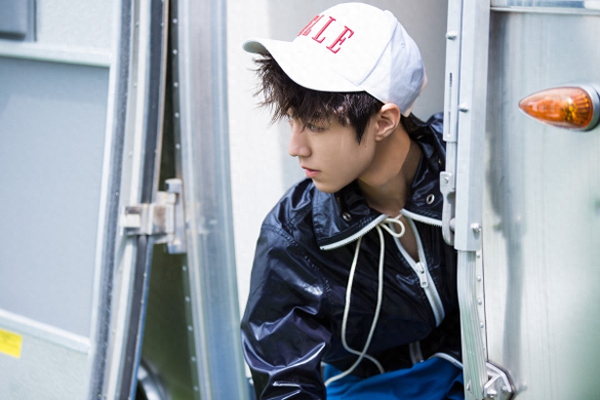 每日壁纸推荐：TFBOYS绝美高清壁纸，一次看个够