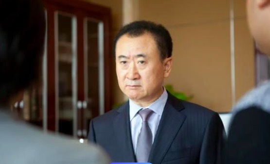 王健林再卖一线城市万达广场 断腕自救五天卖了四座万达广场!