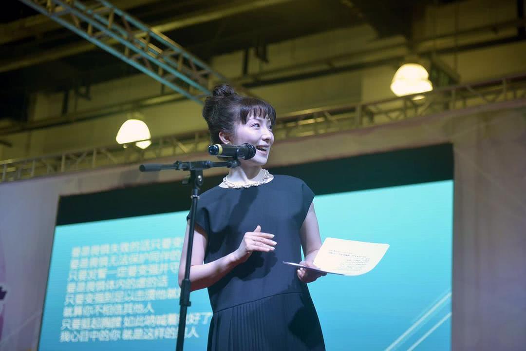 折笠富美子个人资料写真作品