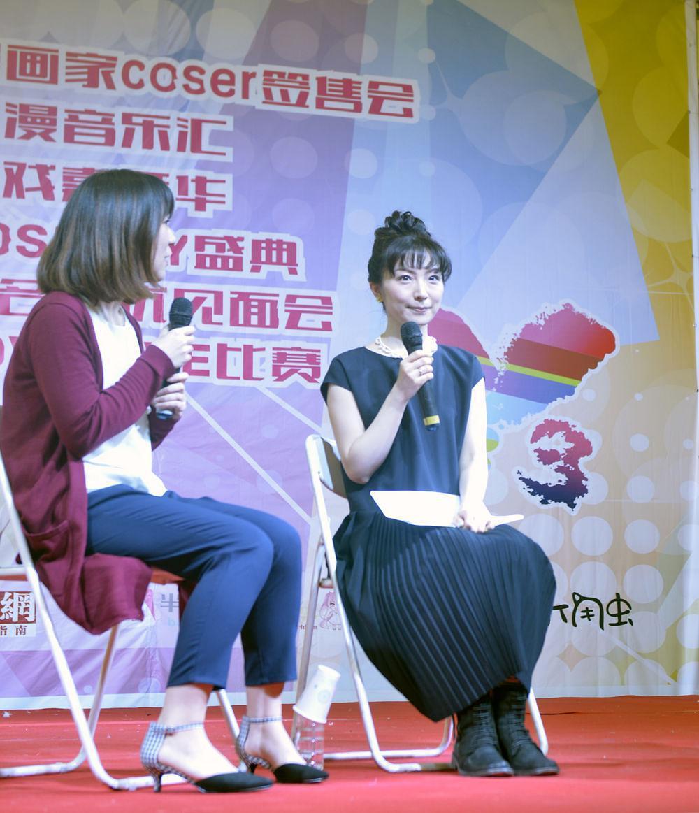 折笠富美子个人资料写真作品