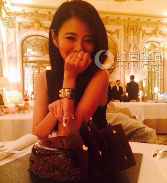 安以轩为什么美脚趾 安以轩男朋友是谁