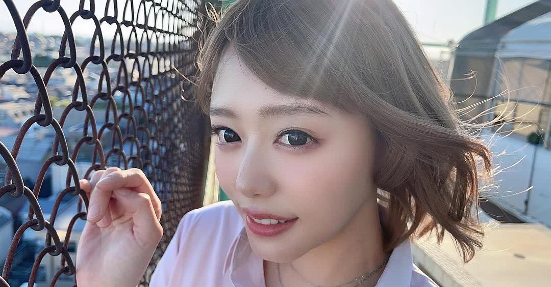 浜崎真绪个人资料写真作品