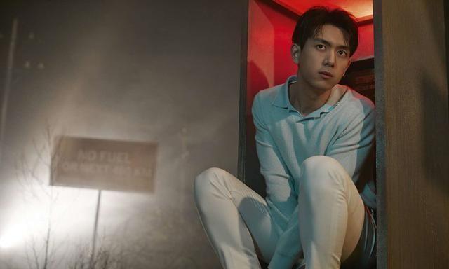 李现官宣新剧《人生若如初见》,放弃两部电视剧的拍摄,值得吗