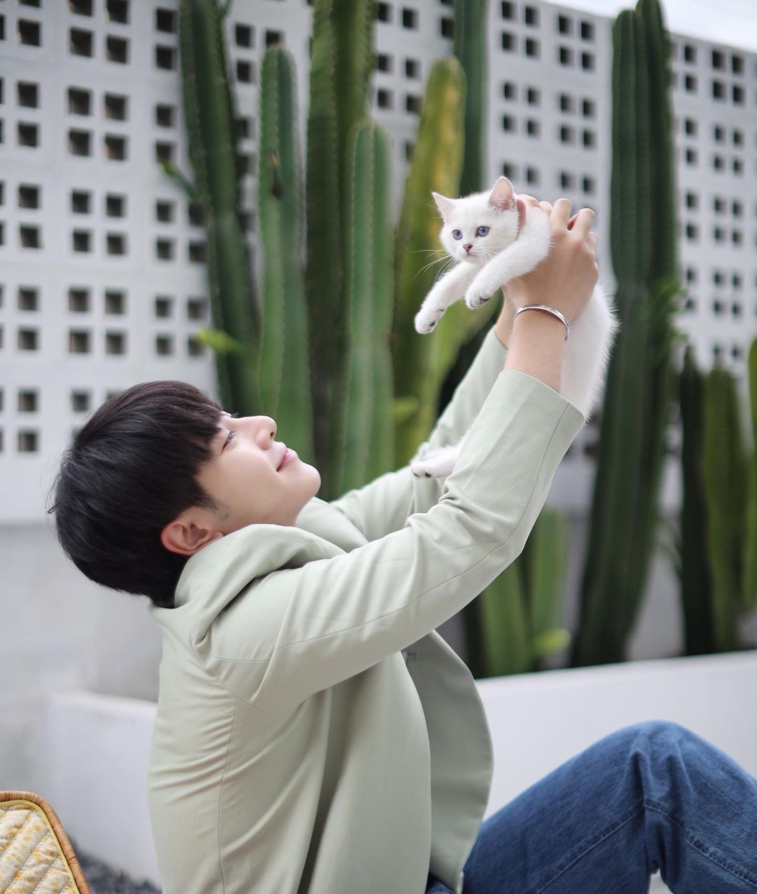 汪始慧个人资料写真作品