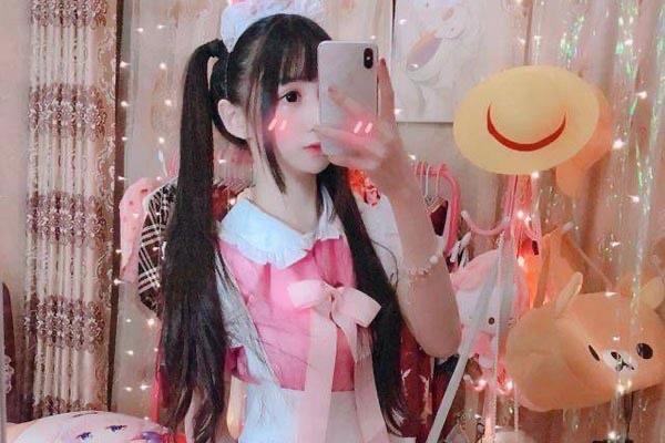 娱乐蔡萝莉被禁图片 真实年龄多大擦边球直播会不会被封杀 2