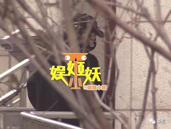 李小璐被卓伟拍到跟PG one过夜,却跟贾乃亮说自己做头发去了…