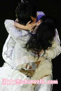 罗志祥蔡依林激吻 罗志祥和蔡依林接吻