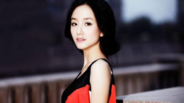 高露个人资料(黄轩唯一承认过的女友)