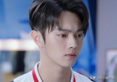 许凯最新电视剧你微笑时很美现场(你微笑时很美豆瓣2.9分)