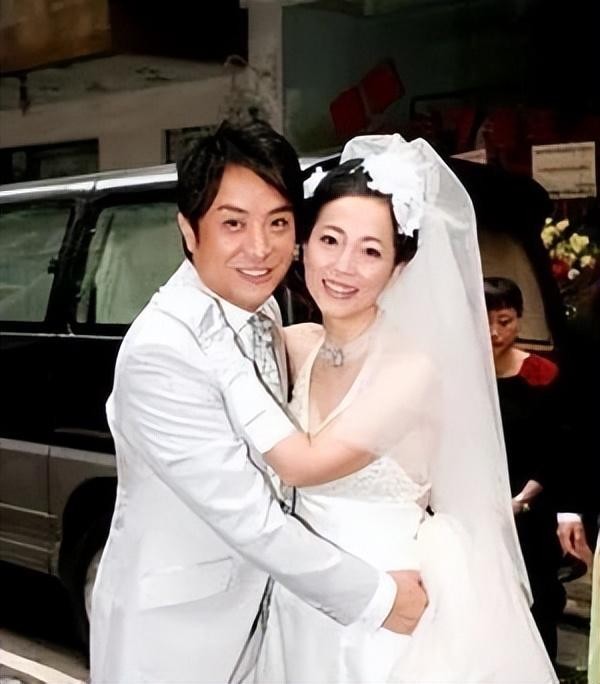 苑琼丹电视剧(苑琼丹三次向男友求婚被拒)