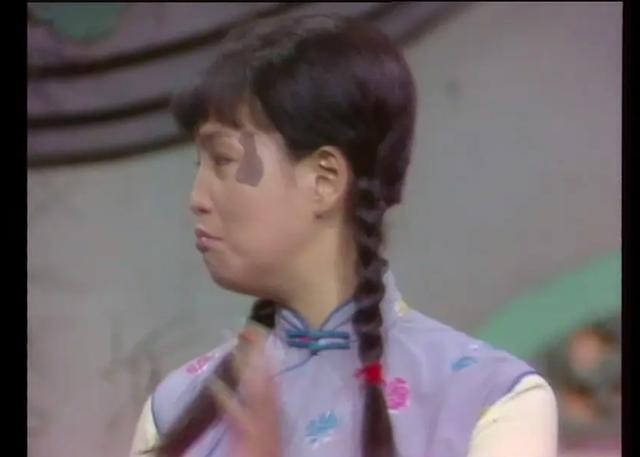 苑琼丹电视剧(苑琼丹三次向男友求婚被拒)