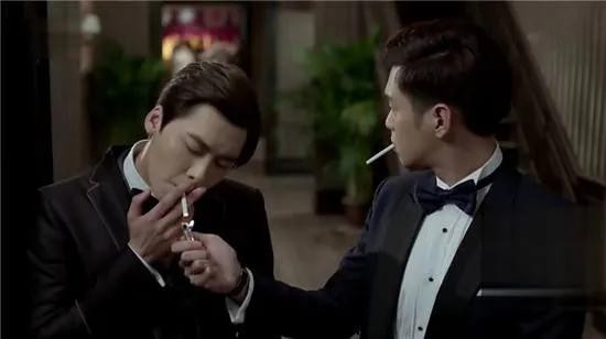 麻雀电视剧剧情介绍(麻雀为假妻子赔上真心的唐山海)