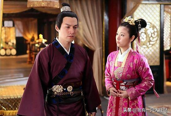 倾世皇妃讲述的什么内容(倾世皇妃剧情介绍大概)