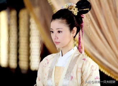 倾世皇妃讲述的什么内容(倾世皇妃剧情介绍大概)