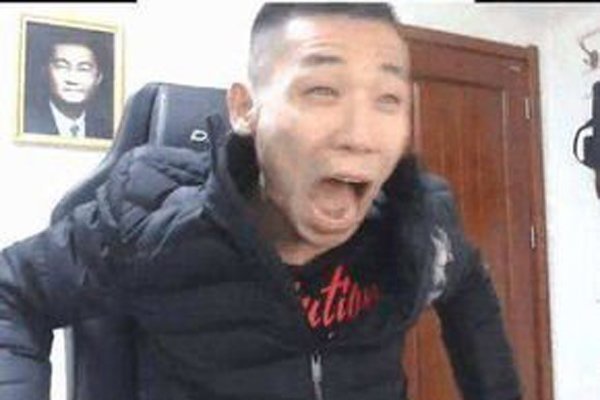 旭旭宝宝背后的大人物 代表着钱和权的两个人