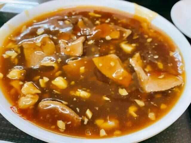 生活北京经典的十大特色美食:京酱肉丝上榜,驴打滚排第一位 5