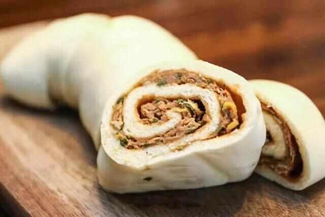 生活北京经典的十大特色美食:京酱肉丝上榜,驴打滚排第一位 7