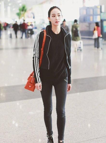 张钧甯有98斤?这么紧的裤子都能塞进去