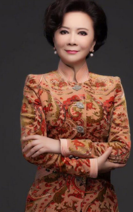 蔡明个人资料简介及老公(蔡明:老公用100封情书追到手,相爱37年,找儿媳妇成了她的心病)