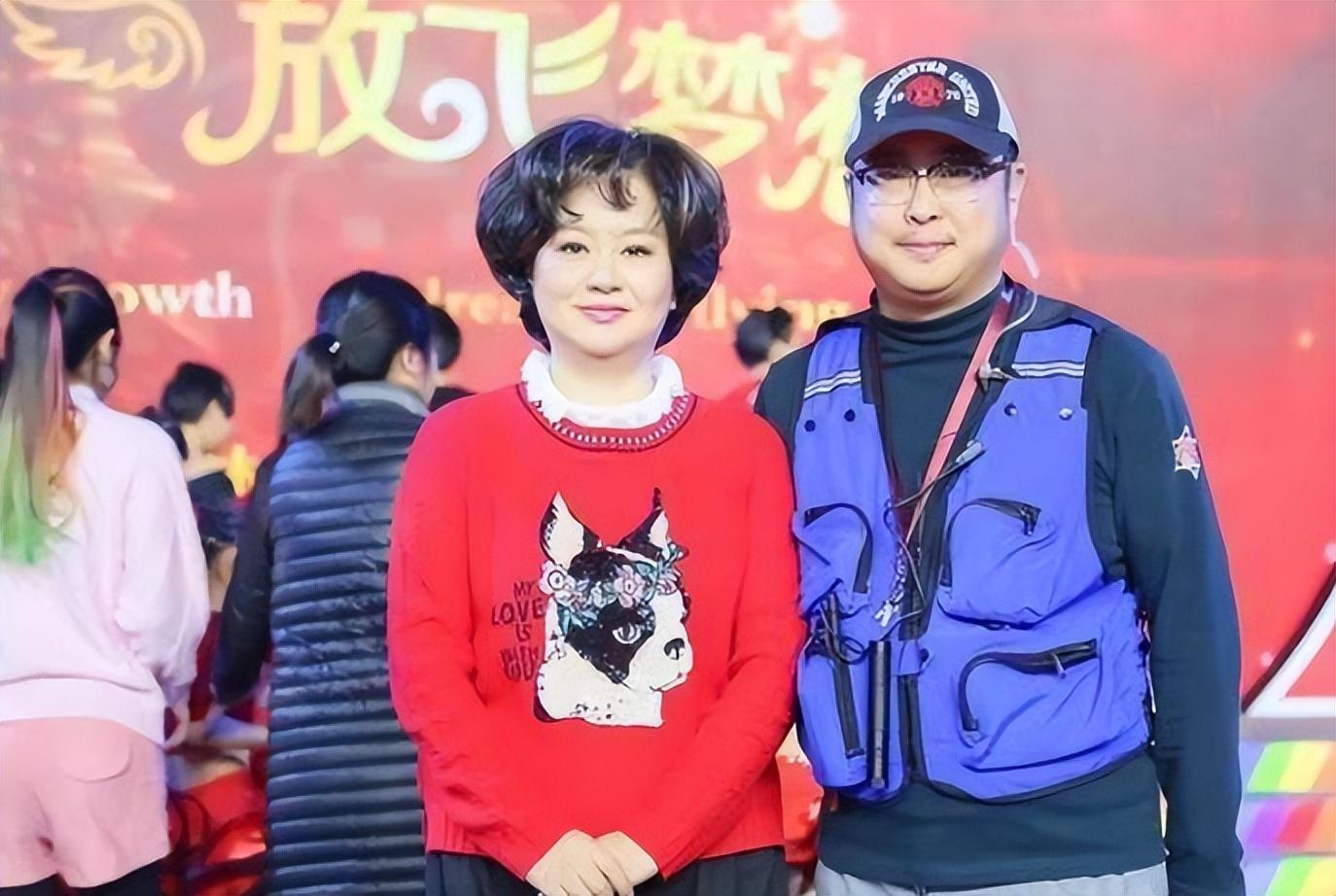 鞠萍的个人资料简介(鞠萍:离婚后独自带娃,二婚嫁给普通人杨硕,如今幸福吗?)