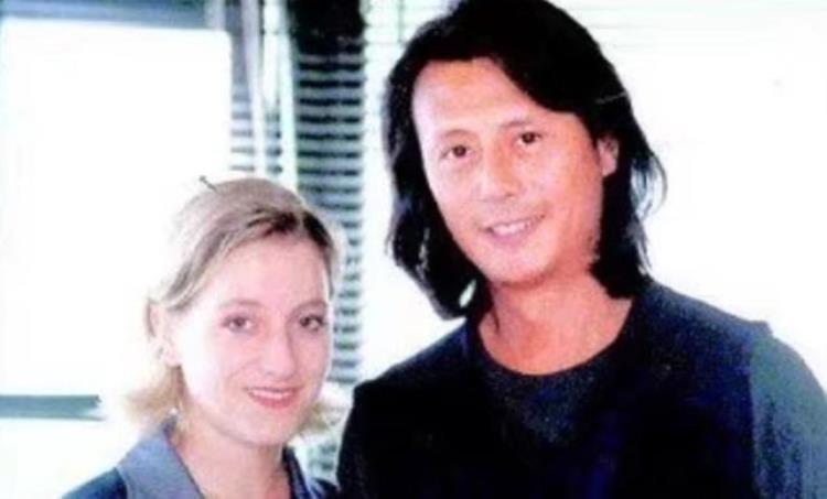 一辈子不生育的女明星「6位不生子的女星有人为事业放弃怀孕有人因流产终身不孕」