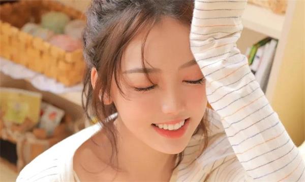 女朋友与爸爸发生争执,应该怎么处理?