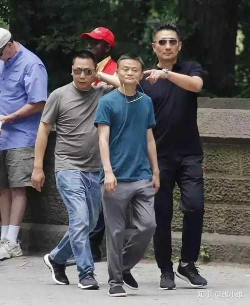 赵薇的老公黄有龙,赵薇老公黄有龙(赵薇的老公照片 黄有龙个人资料及简介) 赵薇的老公黄有龙,赵薇老公黄有龙(赵薇的老公照片 黄有龙个人资料及简介)