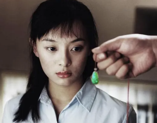 “电视剧女王”孙俪的完美人生,和她生命中深爱的一个男人