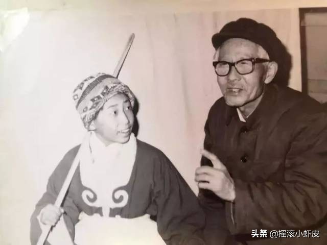 谢天笑孙海英什么梗(孙海英的表演为什么都是一个样子)(3)