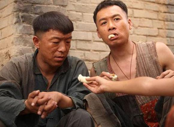 黄渤拍电影的所有（黄渤拍摄第一部电影时）(14)